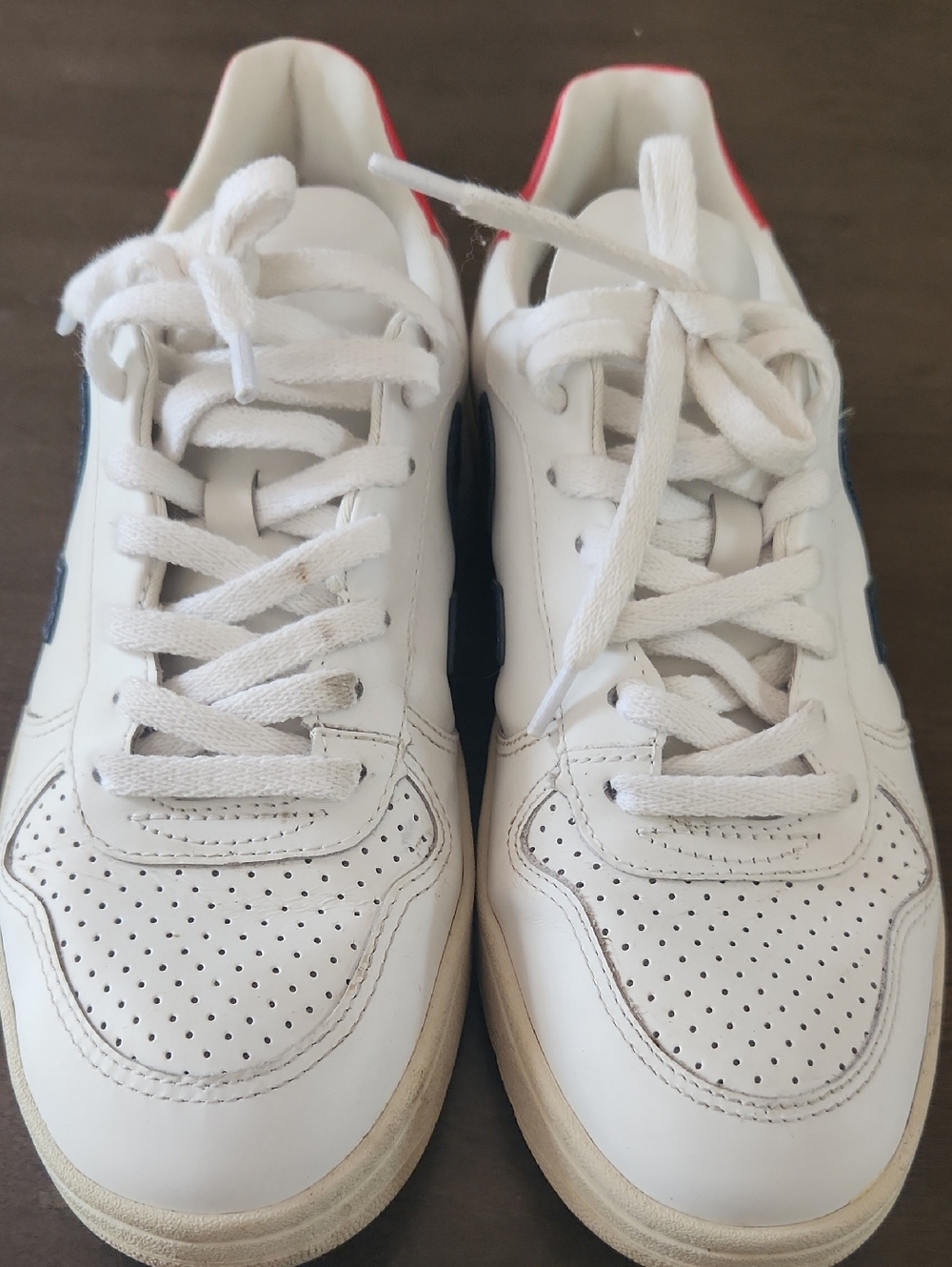 Veja V-10 Women sneakers